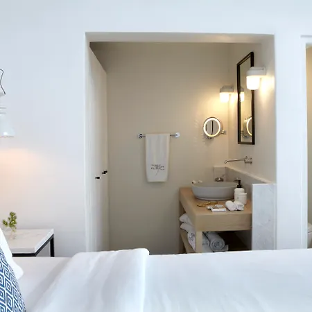 Honeymoon Petra (adults Only) 5* Imerovigli (Santorini)