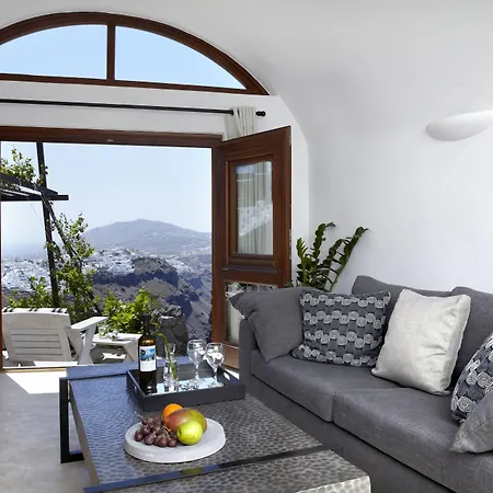 هوني موون بيترا فيلاز 5*