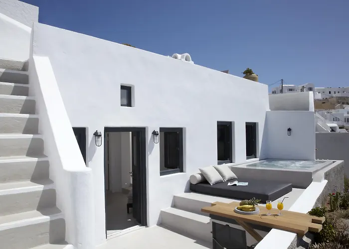 Honeymoon Petra (adults Only) 5* Imerovigli (Santorini)